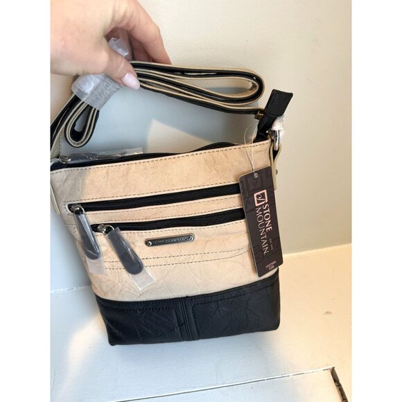 NWT Stone Mountain Luciana Crossbody Leather Bag Tan Black $169 [jb] - Picture 2 of 8